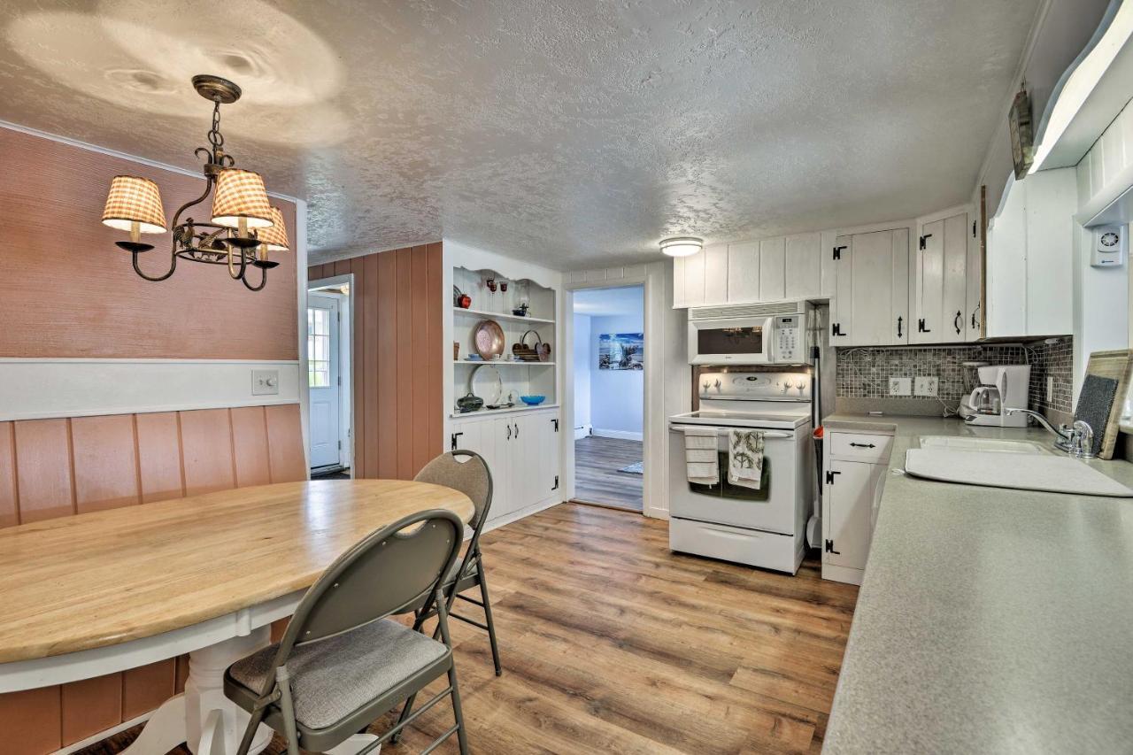Family Cottage On Chaumont Bay, Walk To Downtown Esterno foto